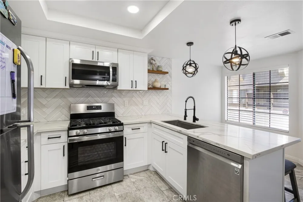 11 Wildflower Pl Pomona, CA 91766