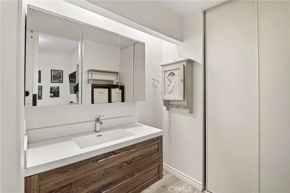 11 Wildflower Pl Pomona, CA 91766