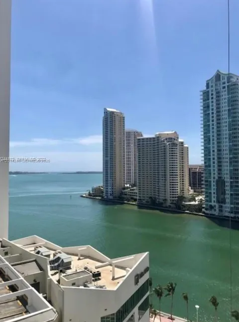 300 S Biscayne Blvd #L-L32