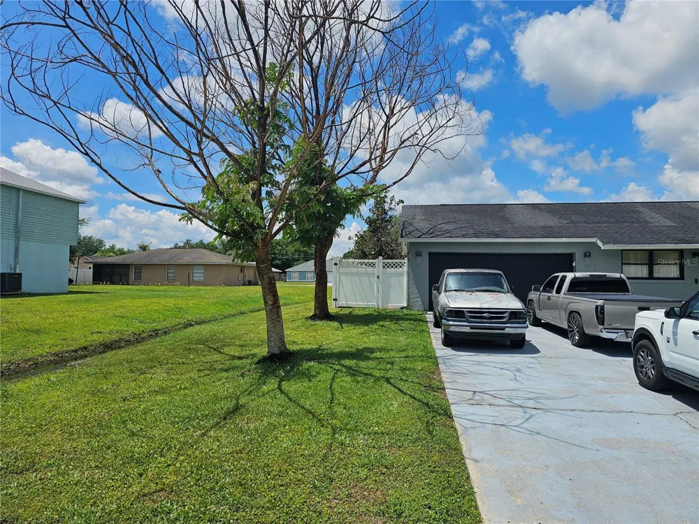 724 DEL RAY DRIVE Kissimmee, FL 34758
