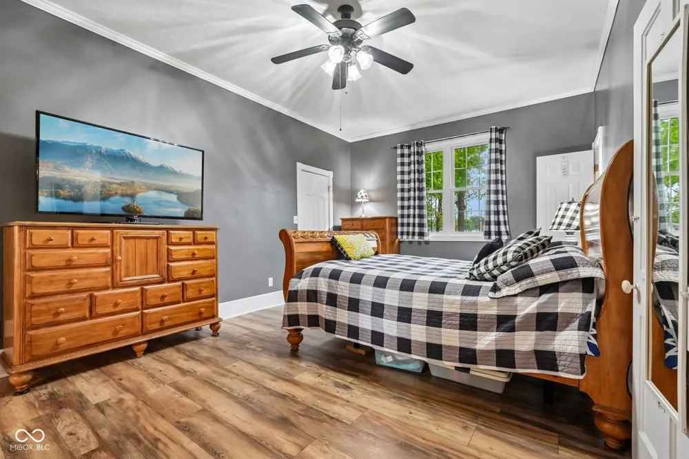 211 Whiteland Road Whiteland, IN 46184