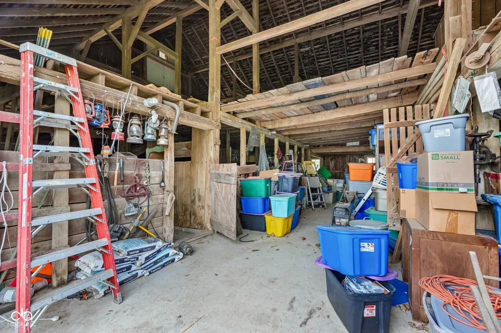 211 Whiteland Road Whiteland, IN 46184