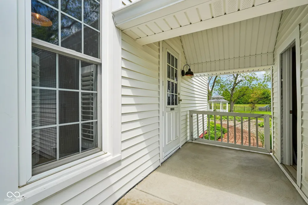 211 Whiteland Road Whiteland, IN 46184