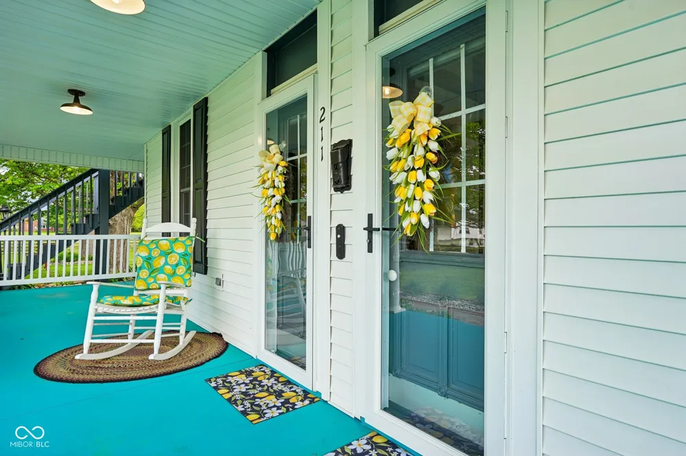 211 Whiteland Road Whiteland, IN 46184