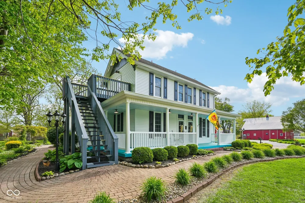 211 Whiteland Road Whiteland, IN 46184