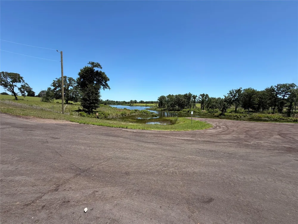 3803 Pr 4100 Marquez, TX 77865