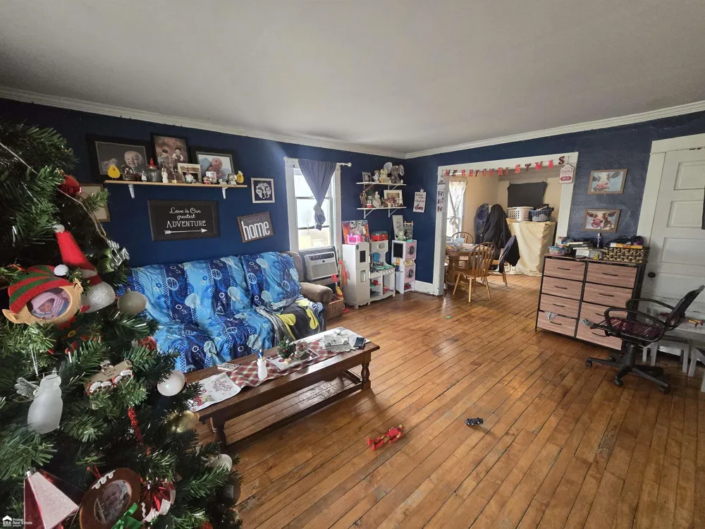 258 E State Road Montrose City, MI 48457