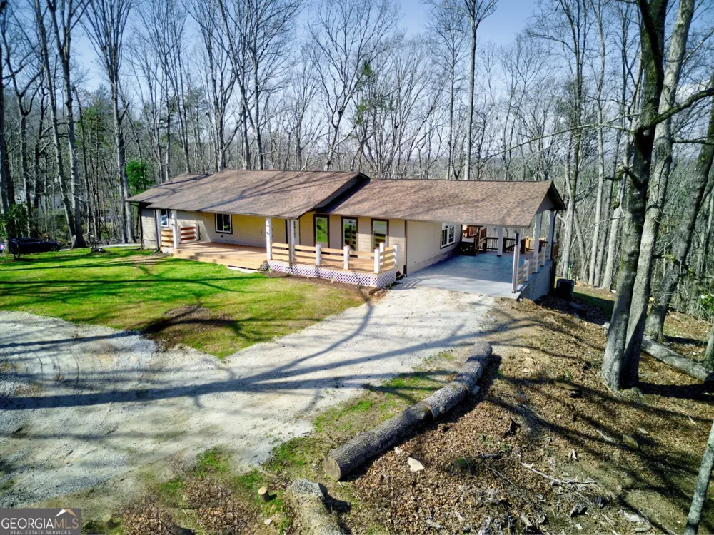 66 Cosmo PL Dahlonega, GA 30533