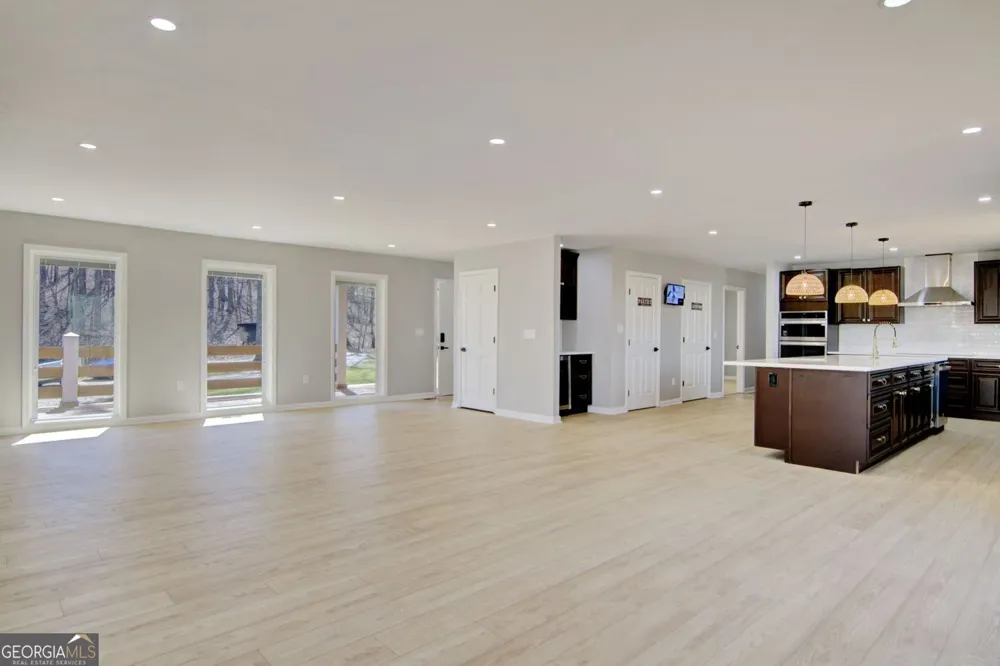 66 Cosmo PL Dahlonega, GA 30533