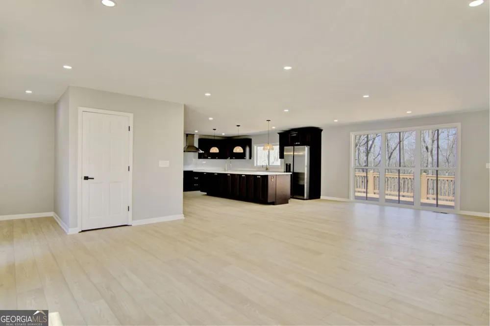 66 Cosmo PL Dahlonega, GA 30533
