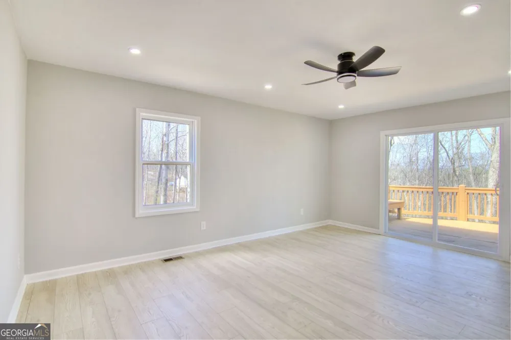 66 Cosmo PL Dahlonega, GA 30533