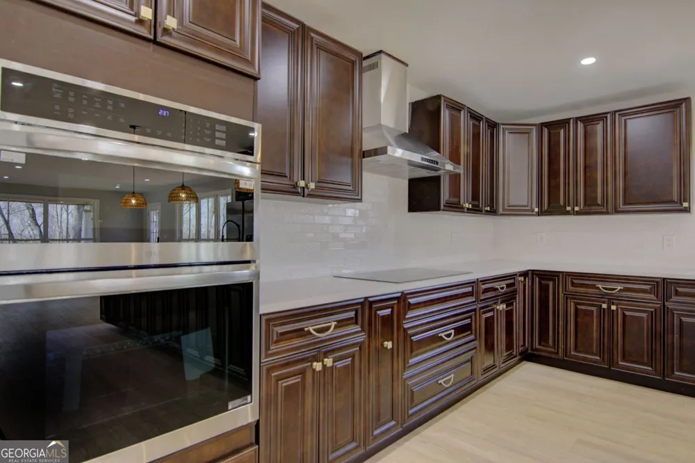 66 Cosmo PL Dahlonega, GA 30533