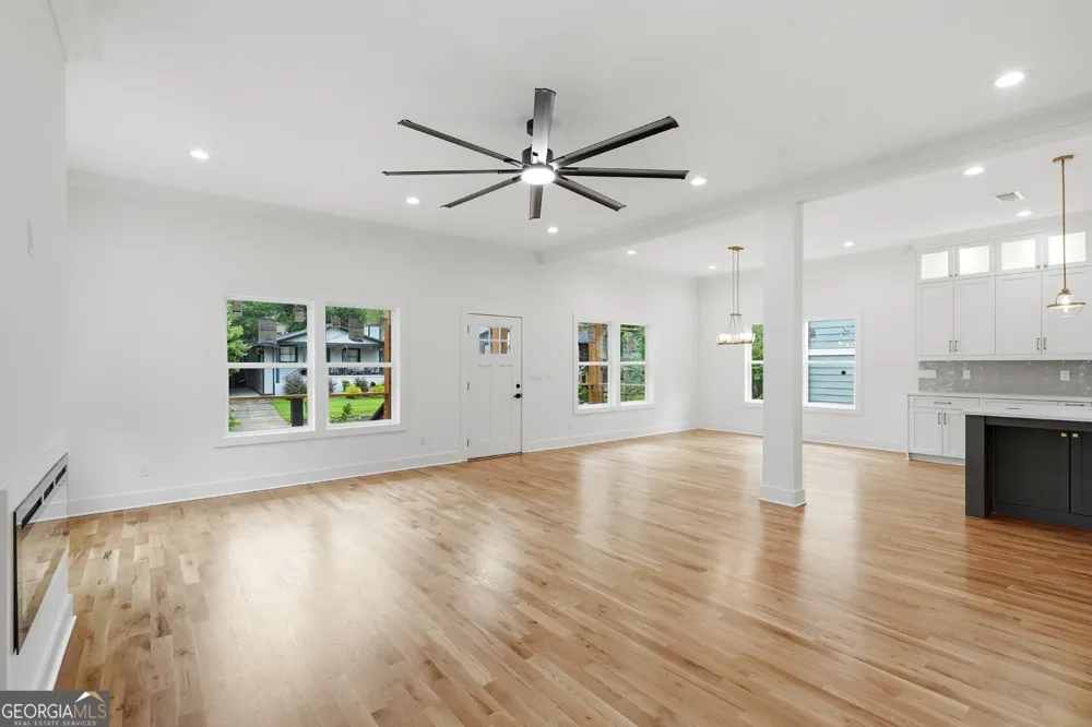 269 Ohm AVE Avondale Estates, GA 30002