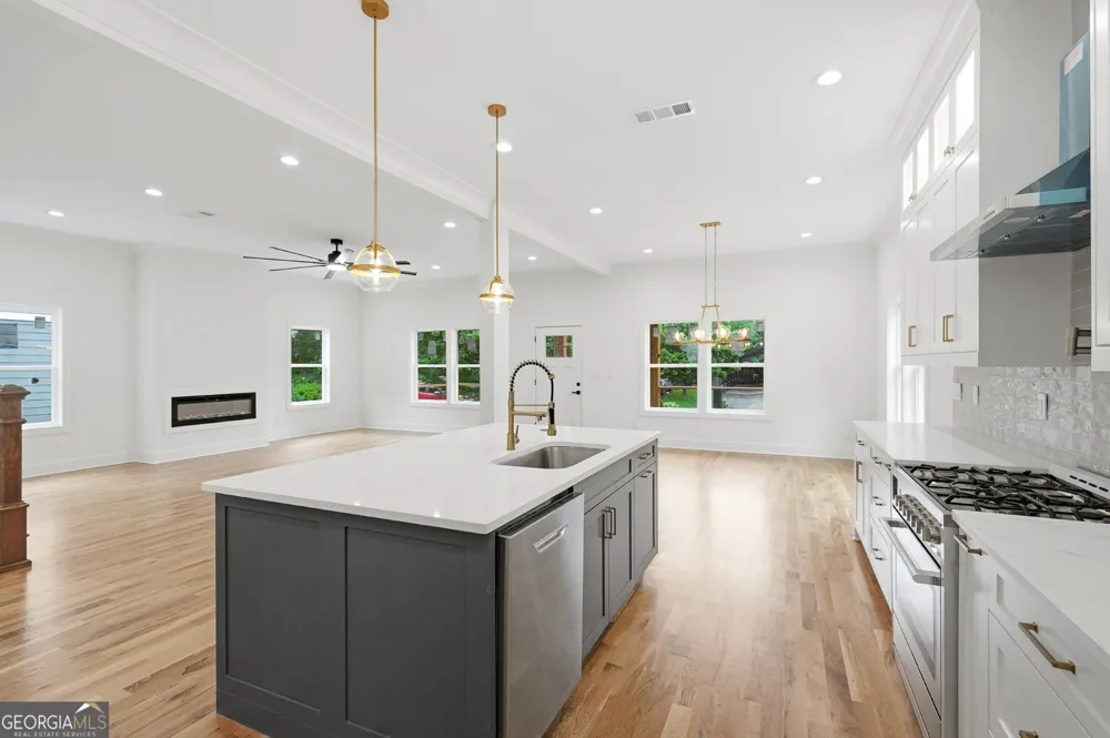 269 Ohm AVE Avondale Estates, GA 30002