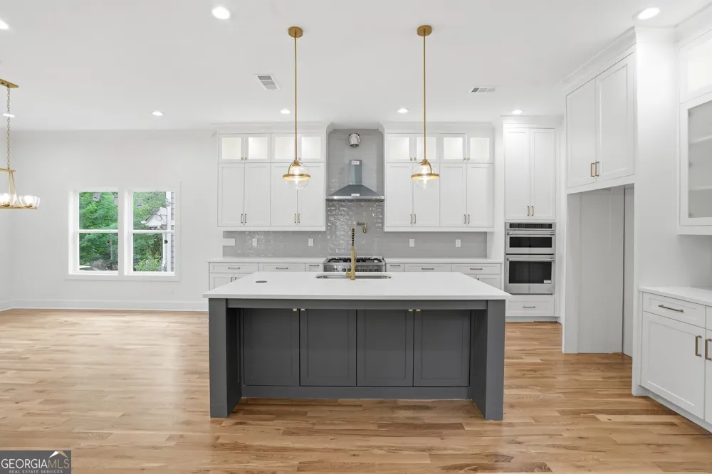 269 Ohm AVE Avondale Estates, GA 30002