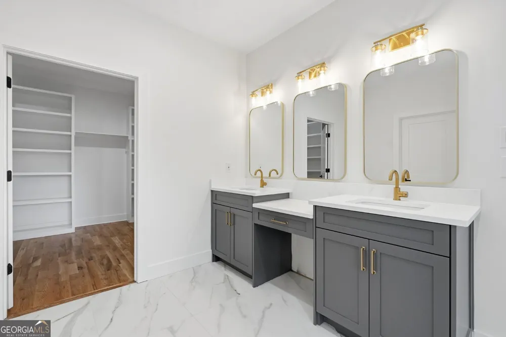 269 Ohm AVE Avondale Estates, GA 30002