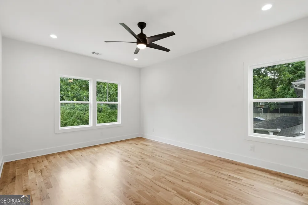 269 Ohm AVE Avondale Estates, GA 30002