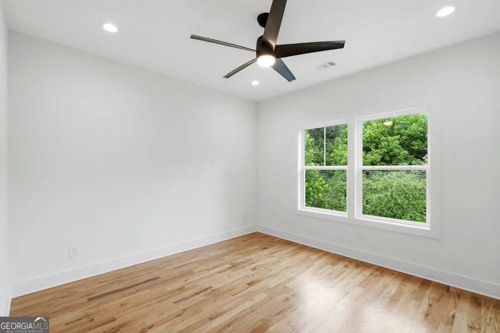 269 Ohm AVE Avondale Estates, GA 30002