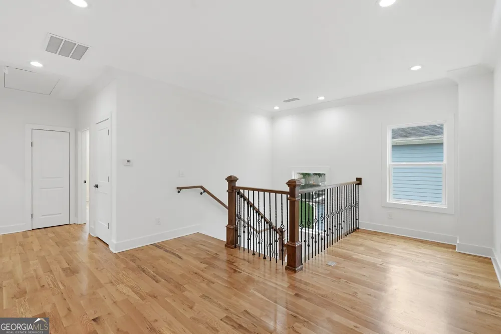 269 Ohm AVE Avondale Estates, GA 30002