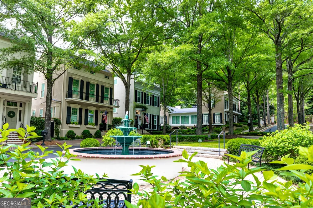 221 N Cove DR Peachtree City, GA 30269