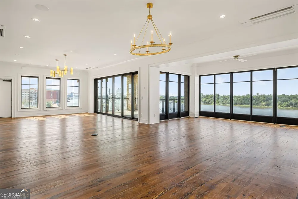 440 Geo Meyer AVE Savannah, GA 31401