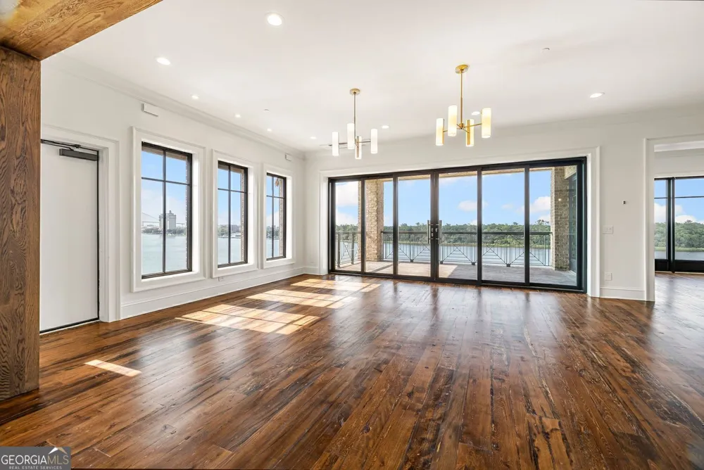 440 Geo Meyer AVE Savannah, GA 31401