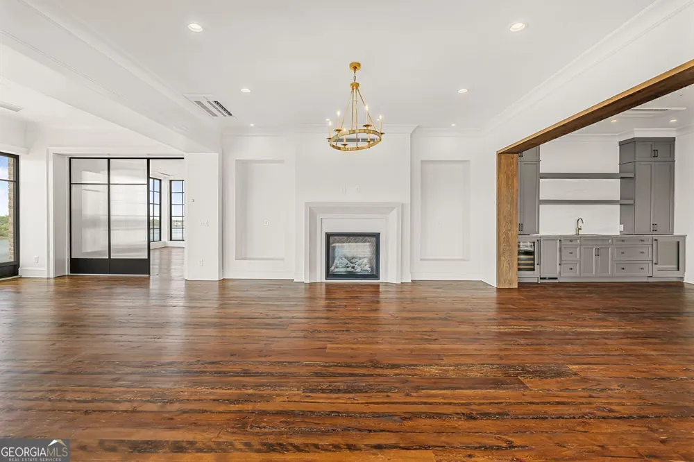 440 Geo Meyer AVE Savannah, GA 31401