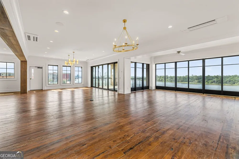 440 Geo Meyer AVE Savannah, GA 31401