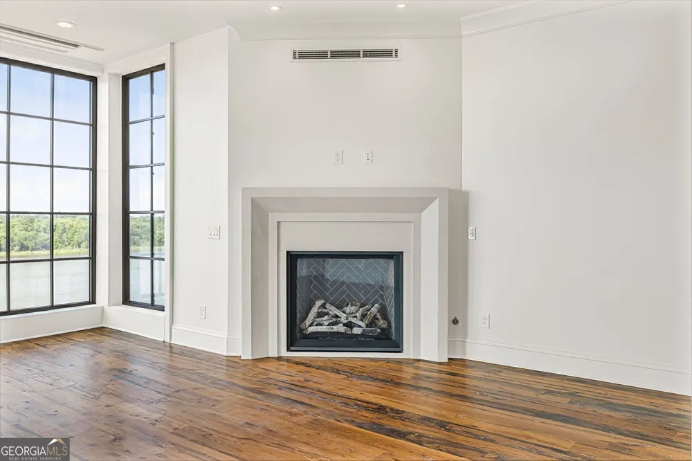440 Geo Meyer AVE Savannah, GA 31401