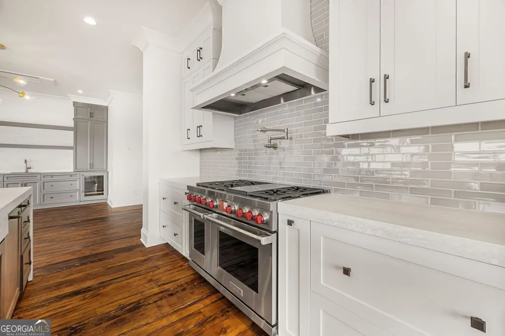 440 Geo Meyer AVE Savannah, GA 31401