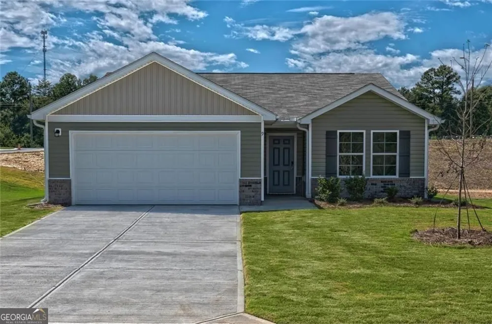9 Barron CT Chatsworth, GA 30705