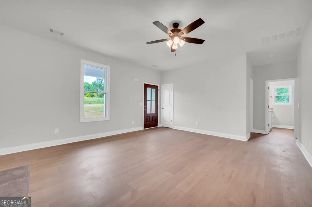 188 Ayers RD Mount Airy, GA 30563