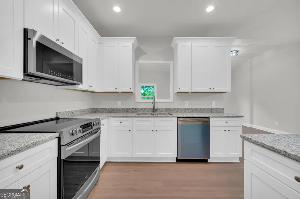 188 Ayers RD Mount Airy, GA 30563