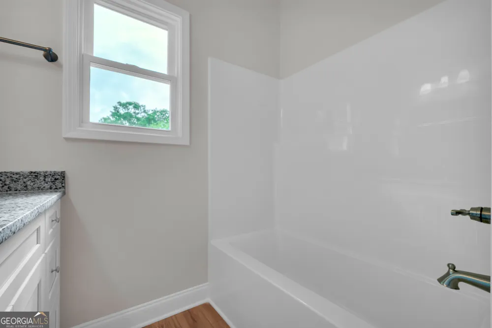 188 Ayers RD Mount Airy, GA 30563