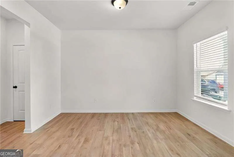 229 Sycamore DR Calhoun, GA 30701