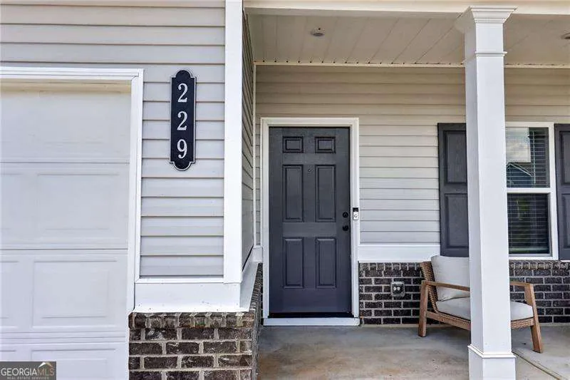 229 Sycamore DR Calhoun, GA 30701