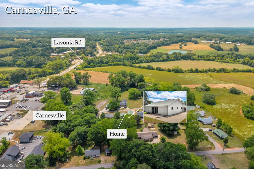 99 Parker ST Carnesville, GA 30521