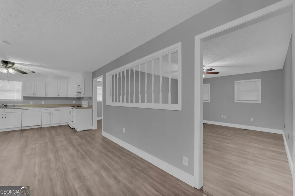 99 Parker ST Carnesville, GA 30521