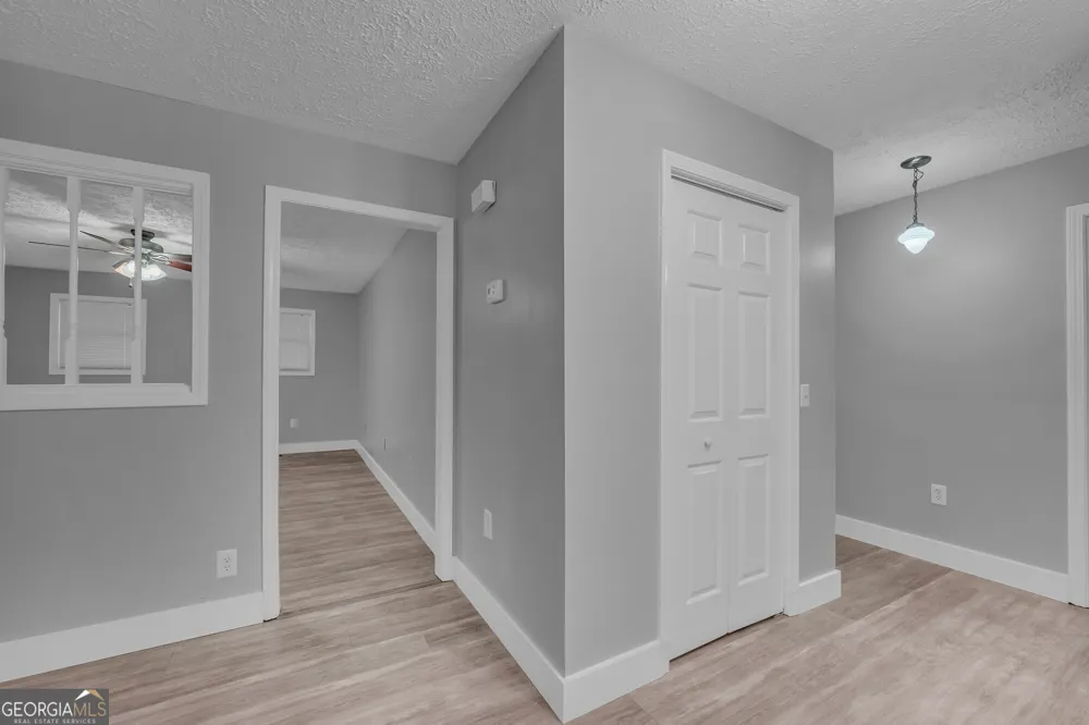 99 Parker ST Carnesville, GA 30521
