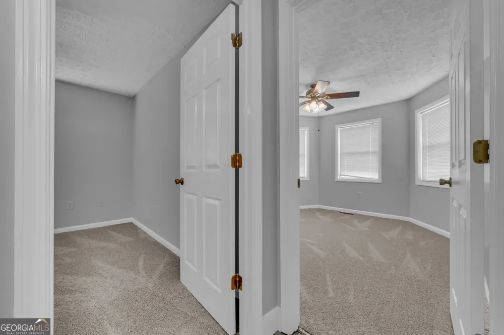 99 Parker ST Carnesville, GA 30521