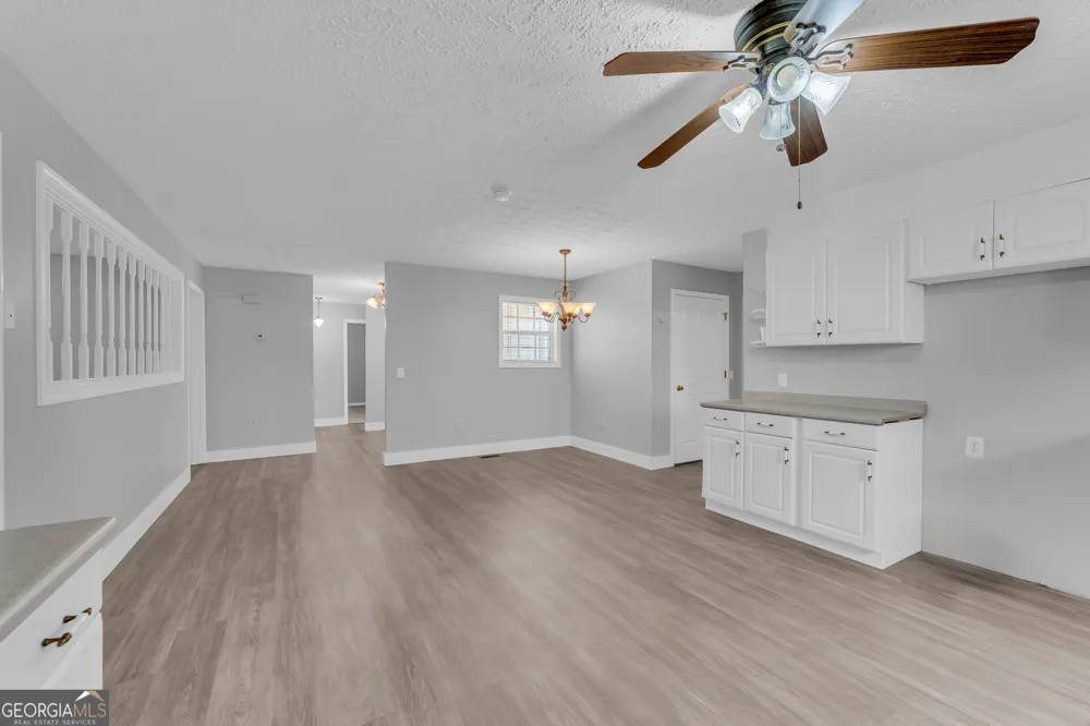 99 Parker ST Carnesville, GA 30521