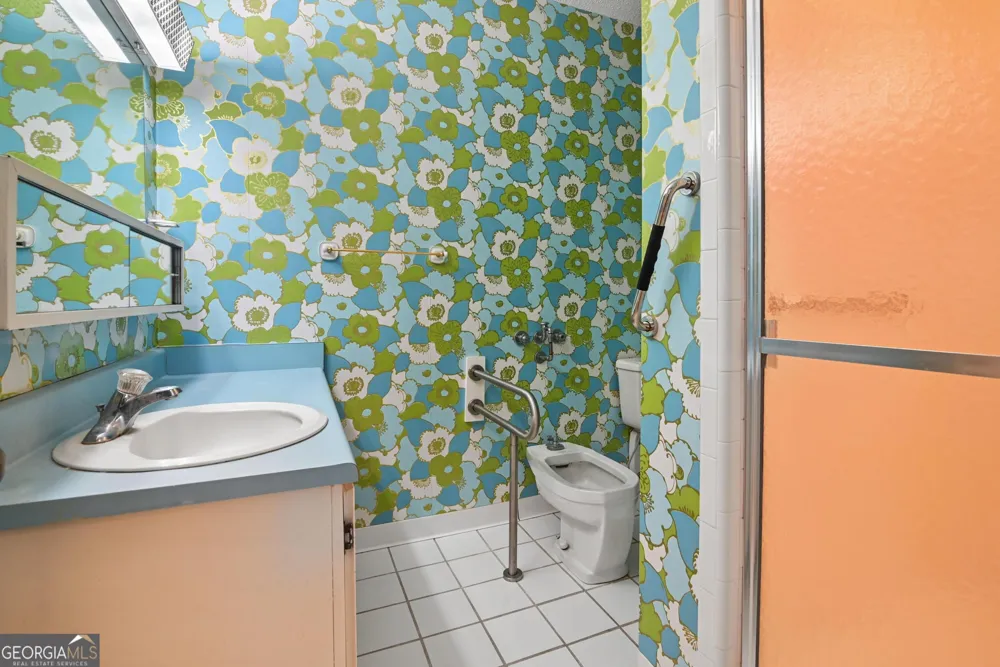 180 Saint Clair DR St. Simons, GA 31522