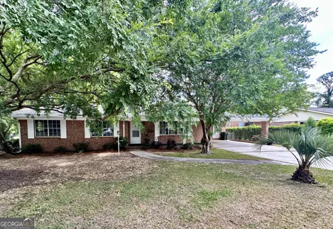 402 Pineview DR