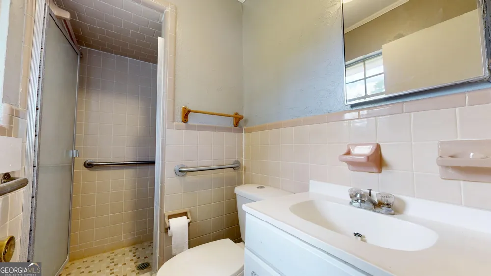 402 Pineview DR Waycross, GA 31501