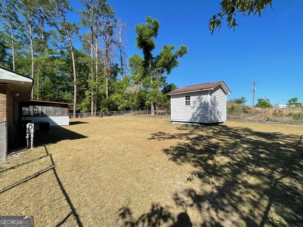 121 Camellia DR Reidsville, GA 30453
