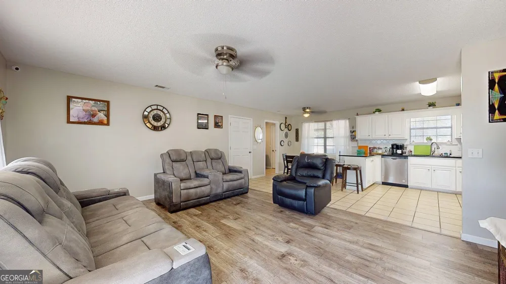 121 Camellia DR Reidsville, GA 30453