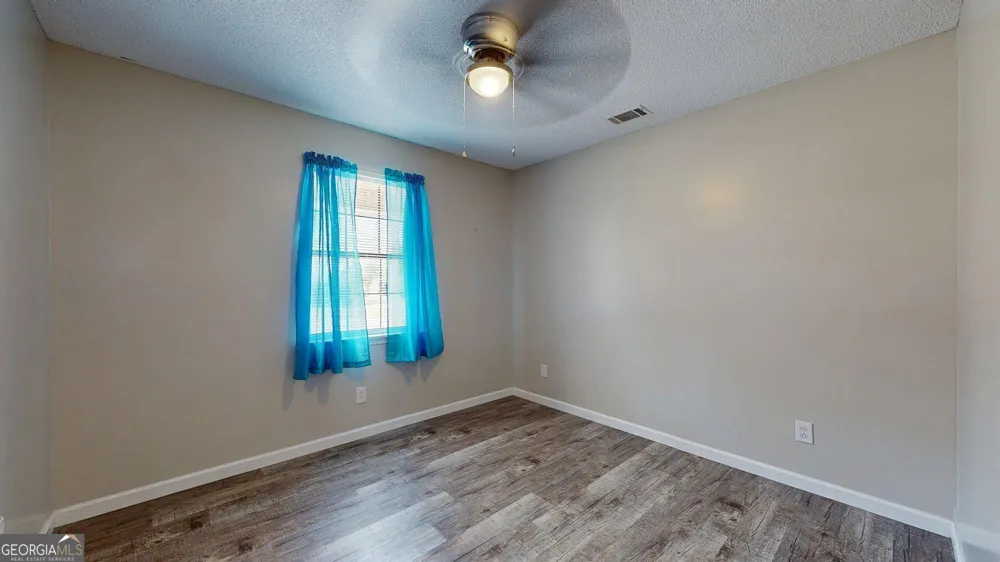 121 Camellia DR Reidsville, GA 30453