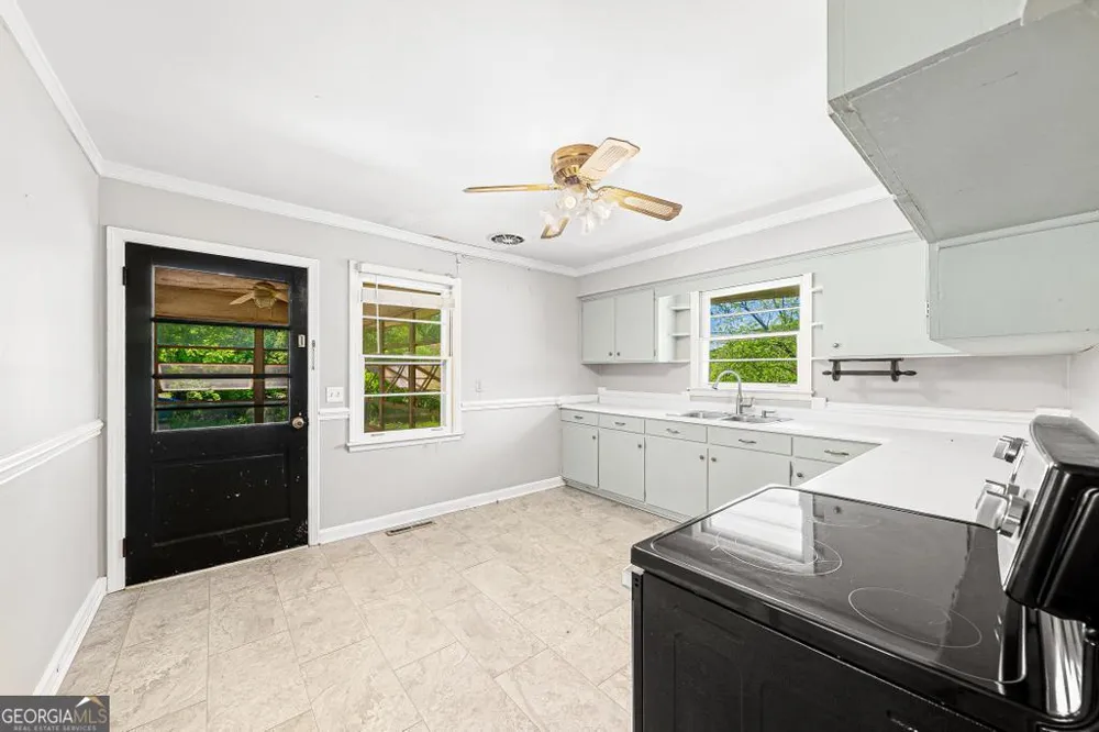 6351 Highway 17 Canon, GA 30520