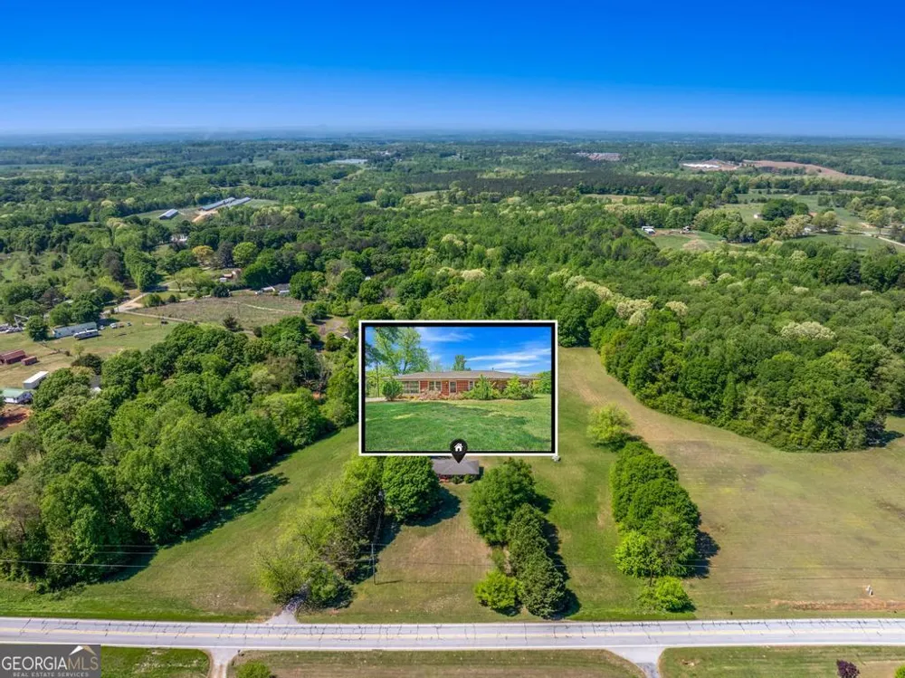 6351 Highway 17 Canon, GA 30520