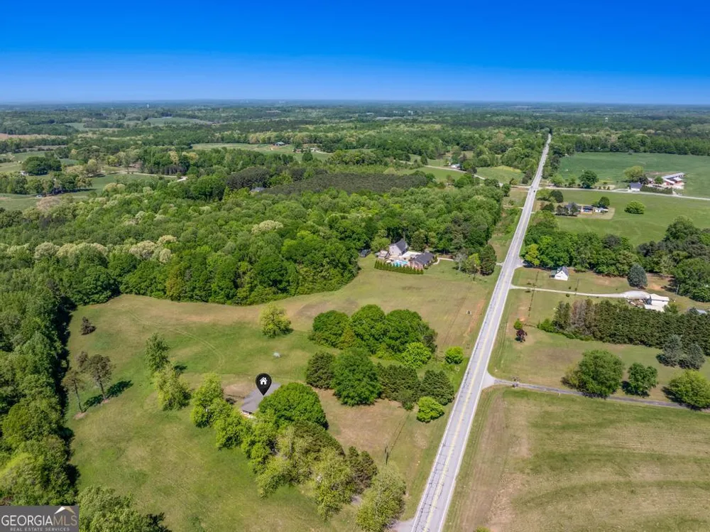 6351 Highway 17 Canon, GA 30520